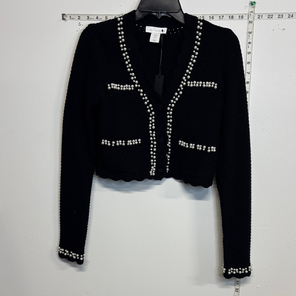 House of Harlow 1960 Black Sleeve with Pearl Accents